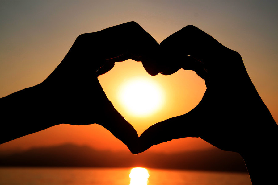 2 用心做事，真情服務(wù).jpg